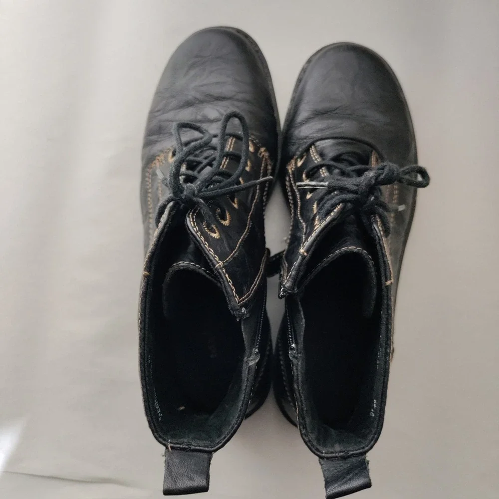 Clarks Black Leather Ankle Boots Lace Up Side Zip Combat Booties Womens 8M